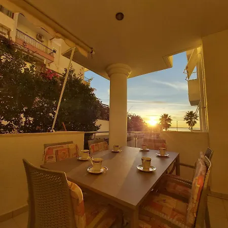Luxury Sea View *