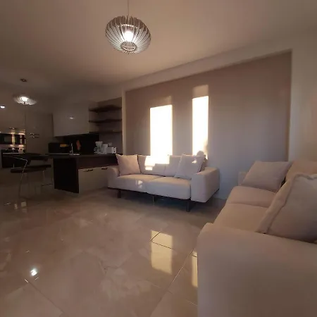 Luxury Sea View *