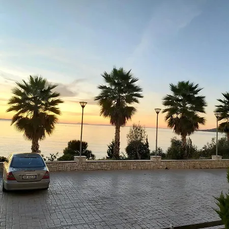 Apartment Luxury Sea View *
