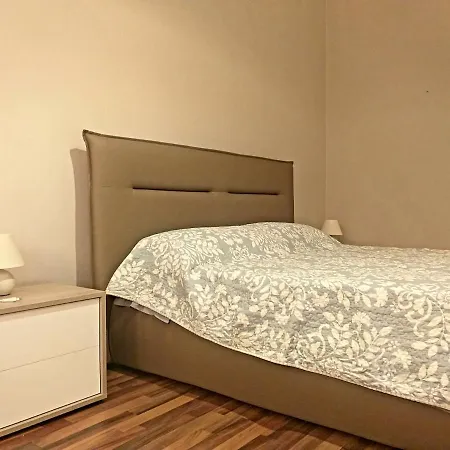 Luxury Sea View Apartment *
