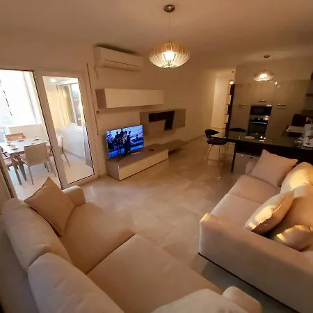 Luxury Sea View Apartment Sarande