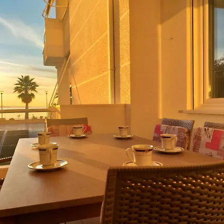 Apartment Luxury Sea View