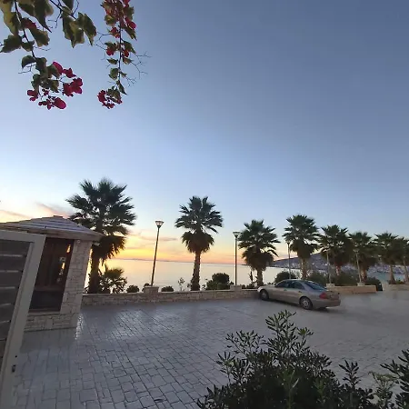 Apartment Luxury Sea View